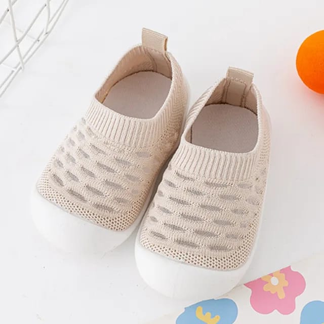 TENIS AUTOAJUSTABLE CON SUELA